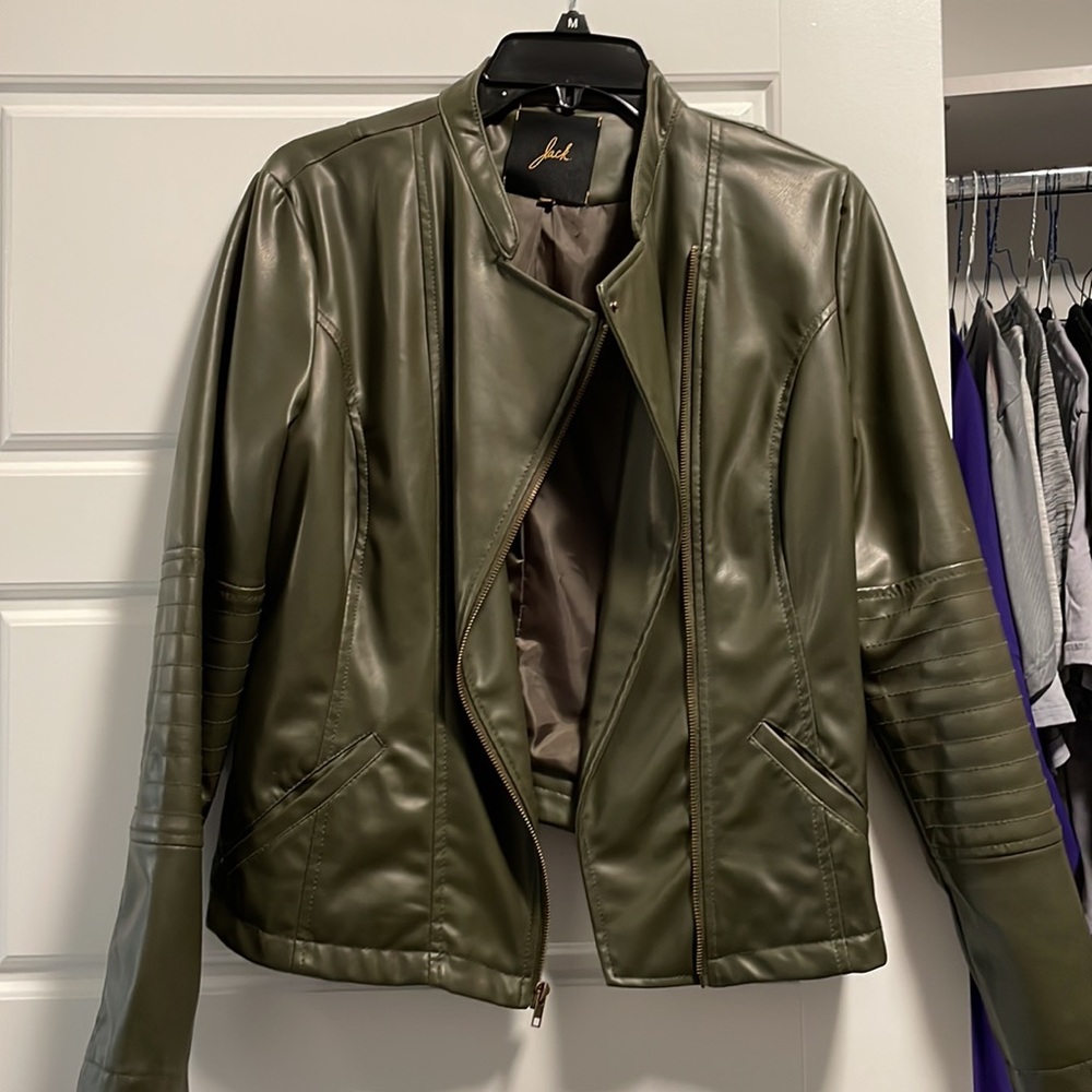 Leather jacket - Picture 5 of 7